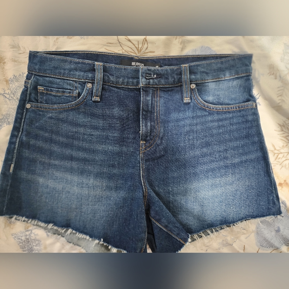 HUDSON JEAN SHORTS SZ 26
